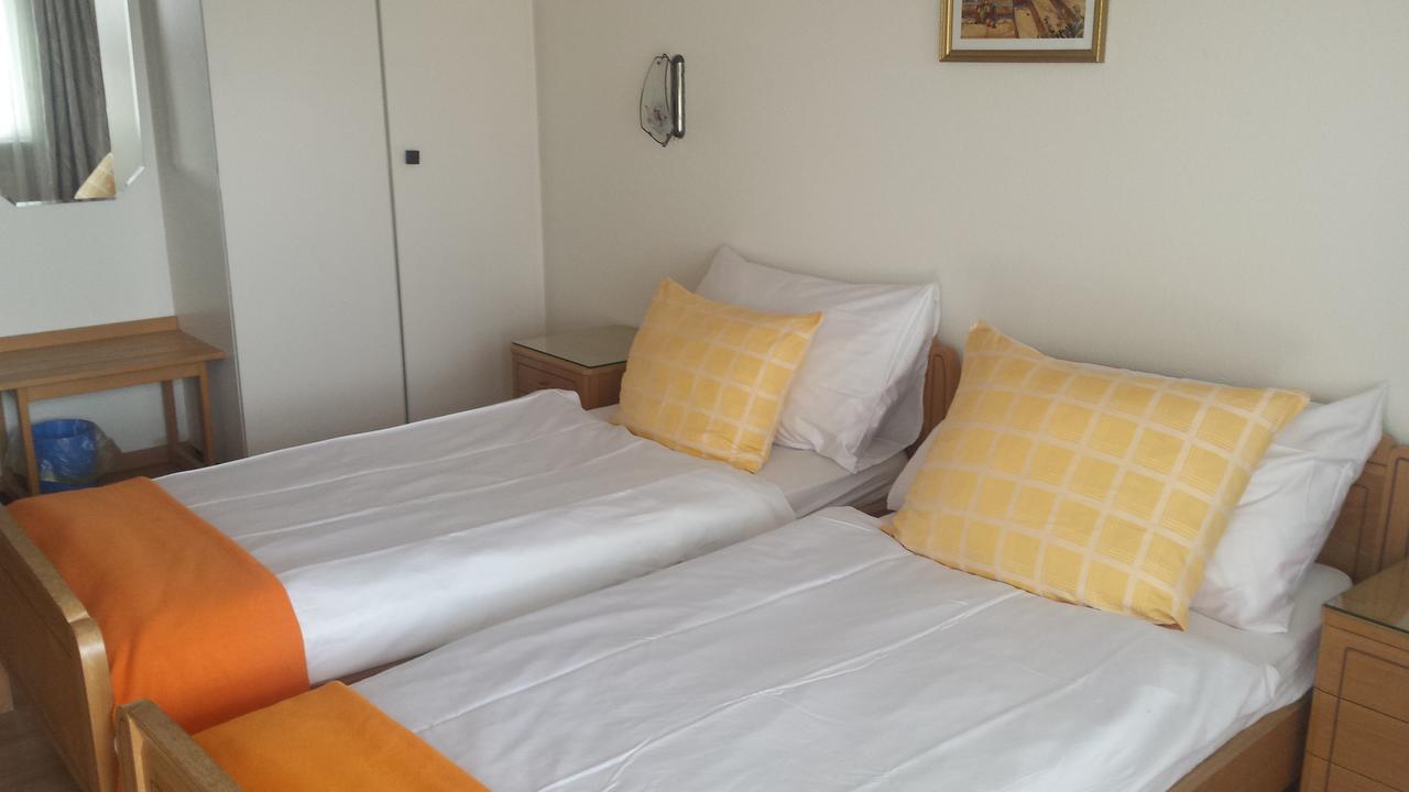 Hotel Restaurant Klosterli Pieterlen Εξωτερικό φωτογραφία
